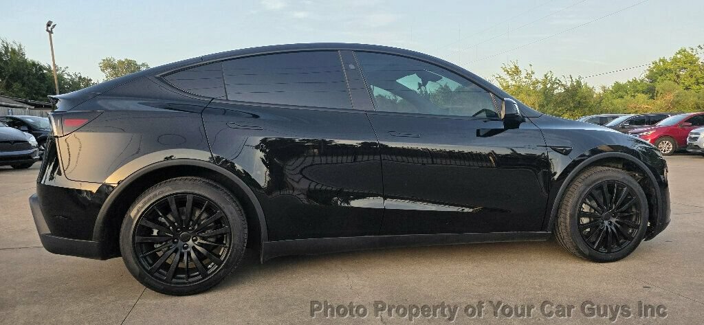 Used 2026 Tesla Model Y Long Range RWD image 9