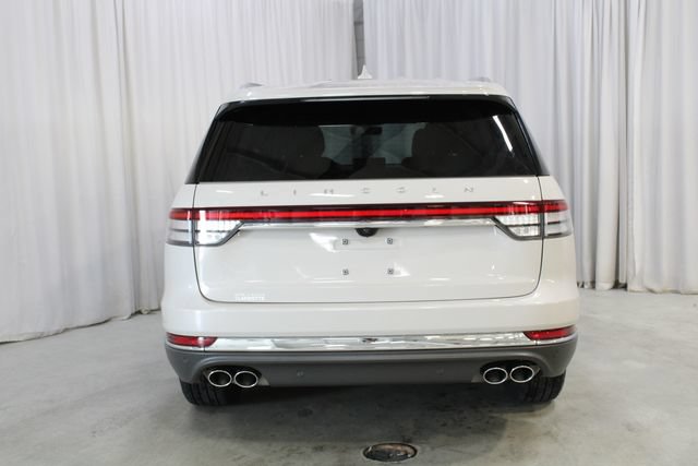 Used 2020 Lincoln Aviator Reserve w/ Elements Package Plus AWD/4WD image 25