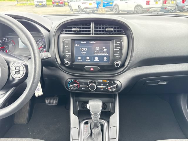 Used 2020 Kia Soul S FWD image 17