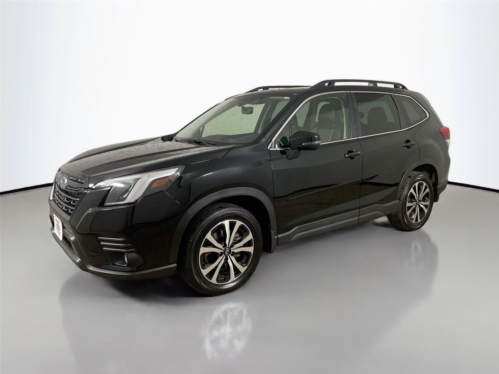 Used 2024 Subaru Forester Limited AWD/4WD image 8