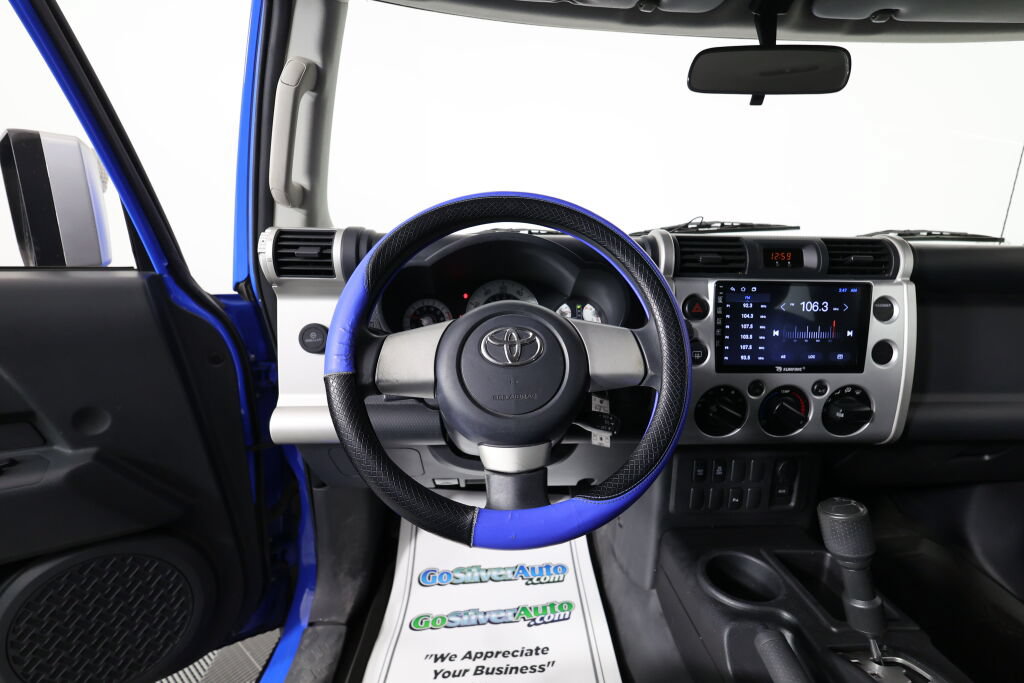 Used 2007 Toyota FJ Cruiser 2WD image 23