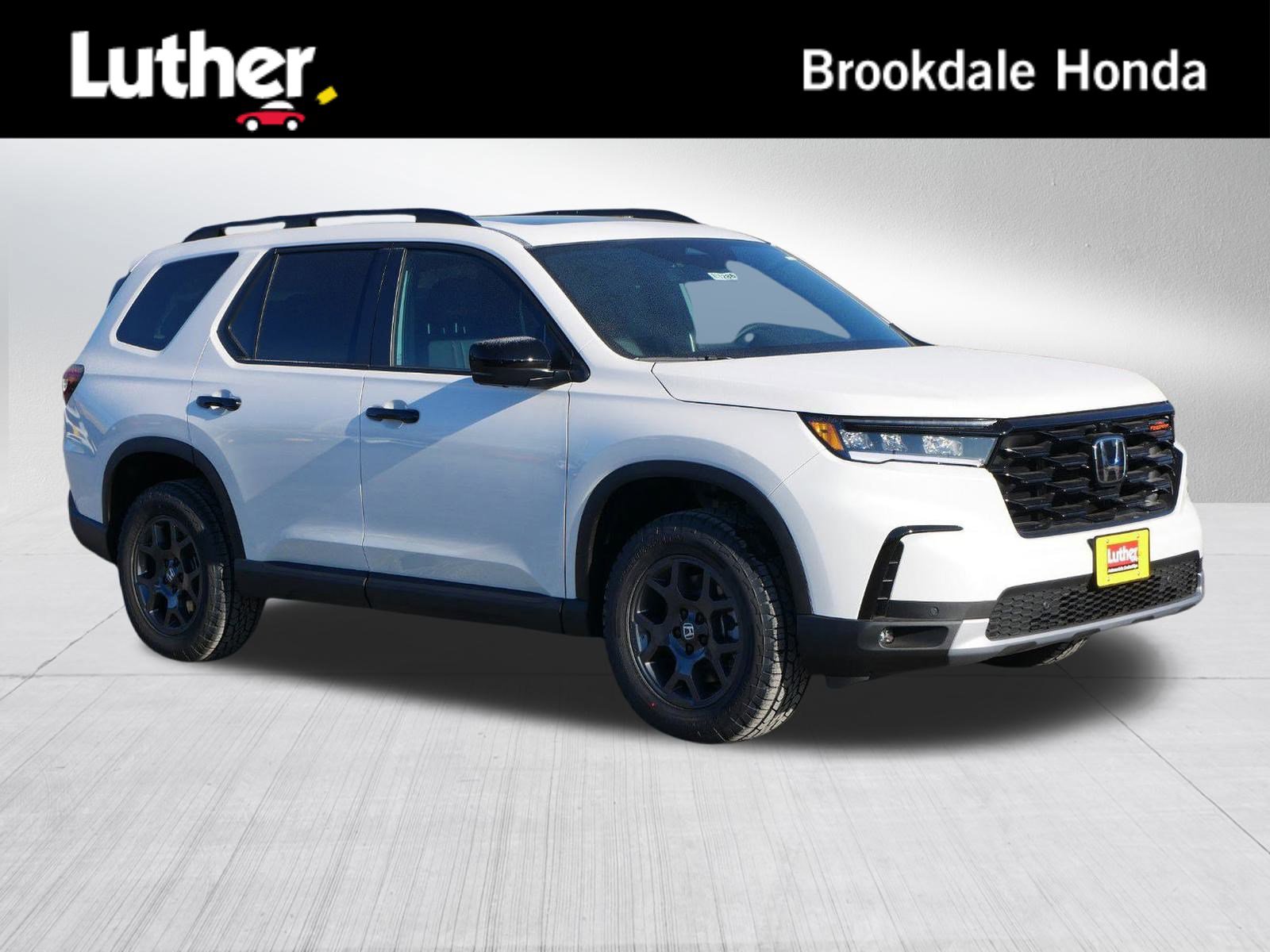 New 2025 Honda Pilot TrailSport image 1