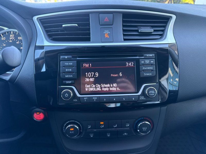 Used 2017 Nissan Sentra SV FWD image 24