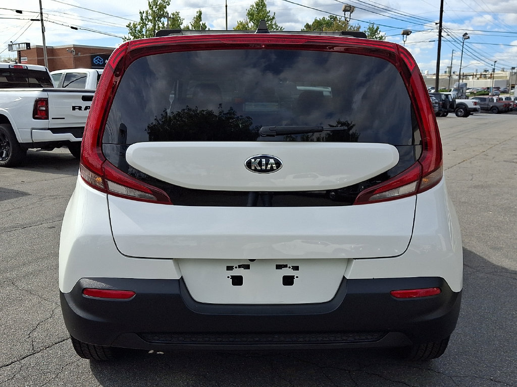 Used 2020 Kia Soul LX FWD image 6