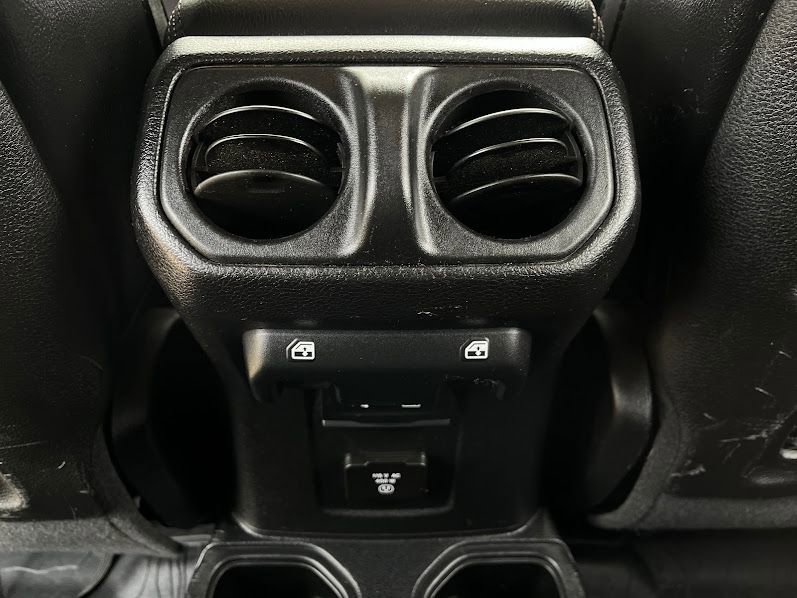 Used 2020 Jeep Gladiator Rubicon AWD/4WD image 40