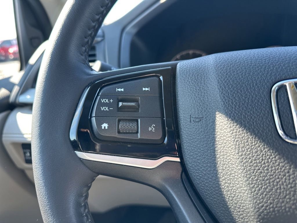 Used 2025 Honda Odyssey EX-L image 20