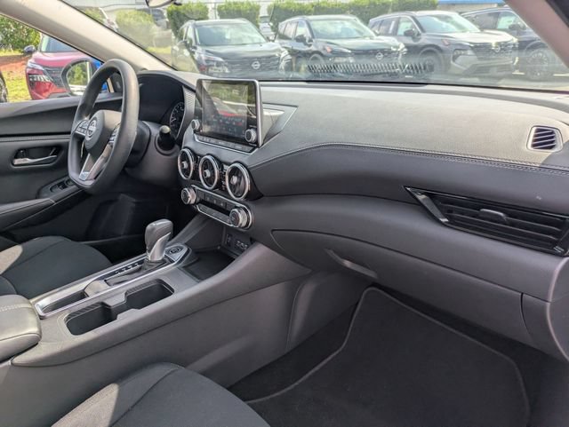 Used 2025 Nissan Sentra SV FWD image 35