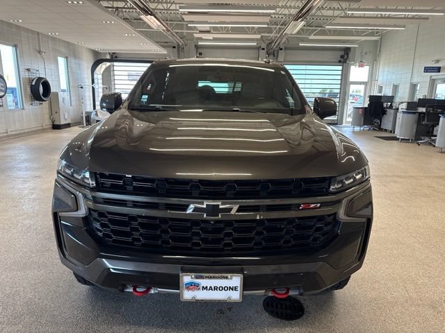 Used 2021 Chevrolet Suburban Z71 w/ Z71 Signature Package AWD/4WD image 2