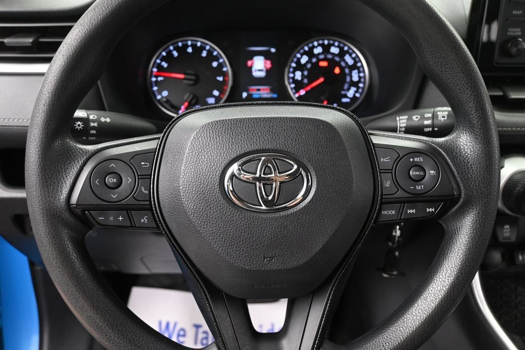 Used 2019 Toyota RAV4 LE w/ All Weather Liner Package AWD/4WD image 29