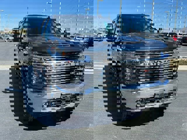 Used 2020 Chevrolet Silverado 3500 LTZ w/ LTZ Premium Package image 28