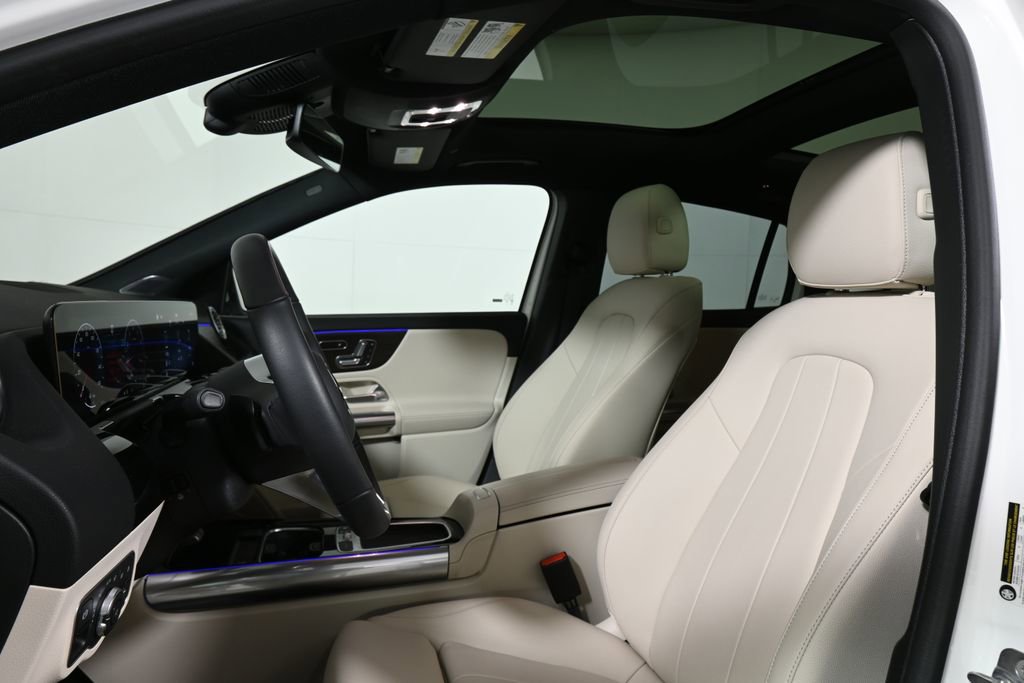 Certified 2026 Mercedes-Benz GLA 250 4MATIC image 15