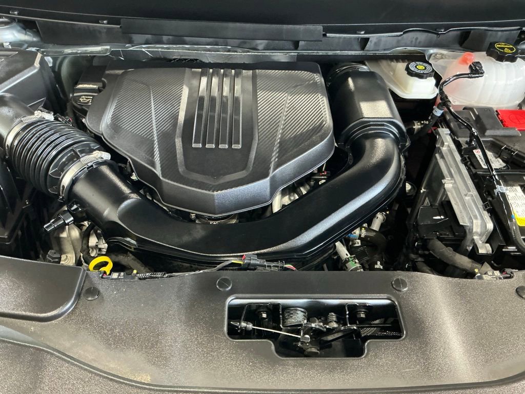 Used 2024 Chevrolet Traverse LT image 46