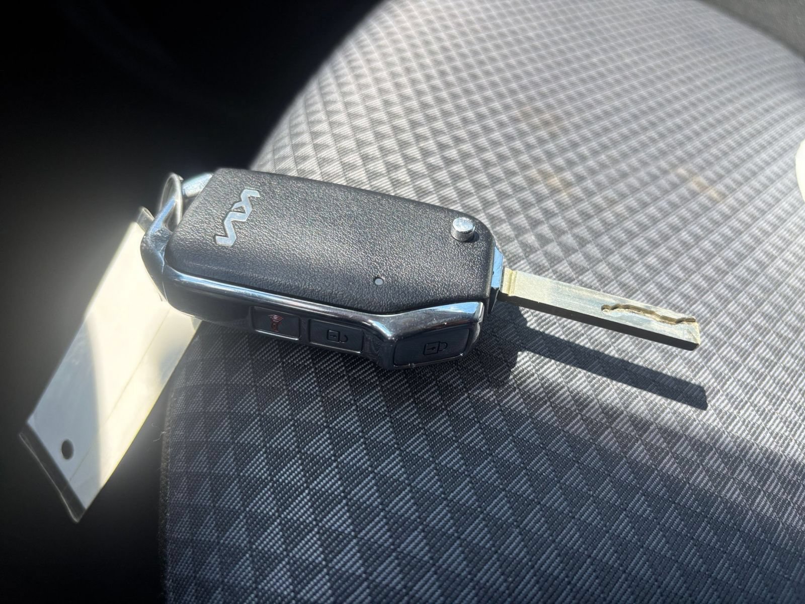 Used 2025 Kia Soul LX w/ LX Technology Package FWD image 20