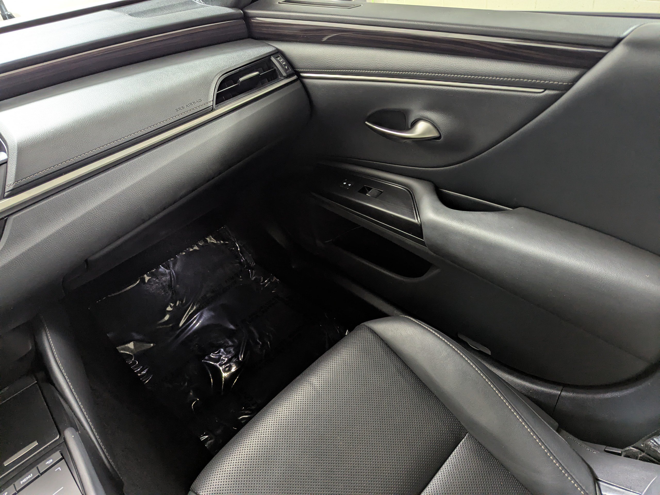 Used 2020 Lexus ES 350 w/ Premium Package FWD image 11
