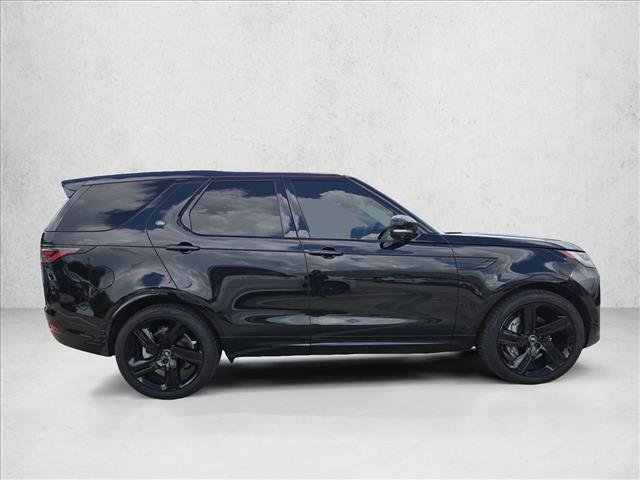 Used 2025 Land Rover Discovery Dynamic SE AWD/4WD image 4