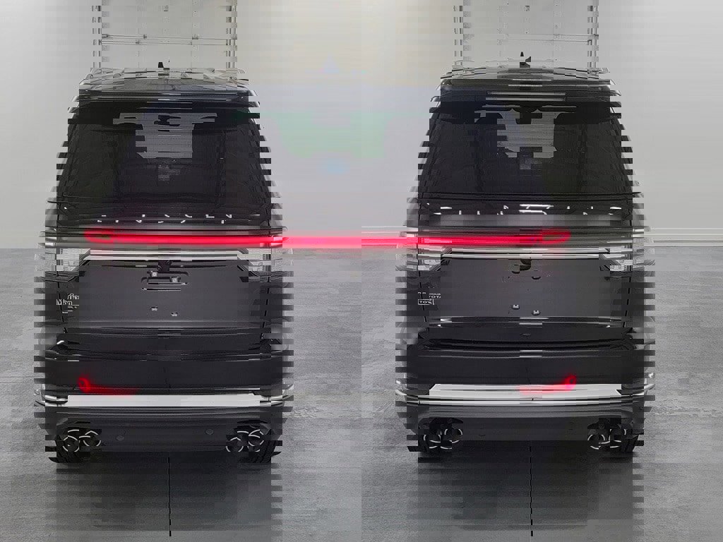 Used 2020 Lincoln Aviator Reserve w/ Elements Package Plus image 7