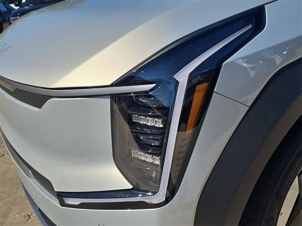 New 2026 Kia EV9 Light image 10