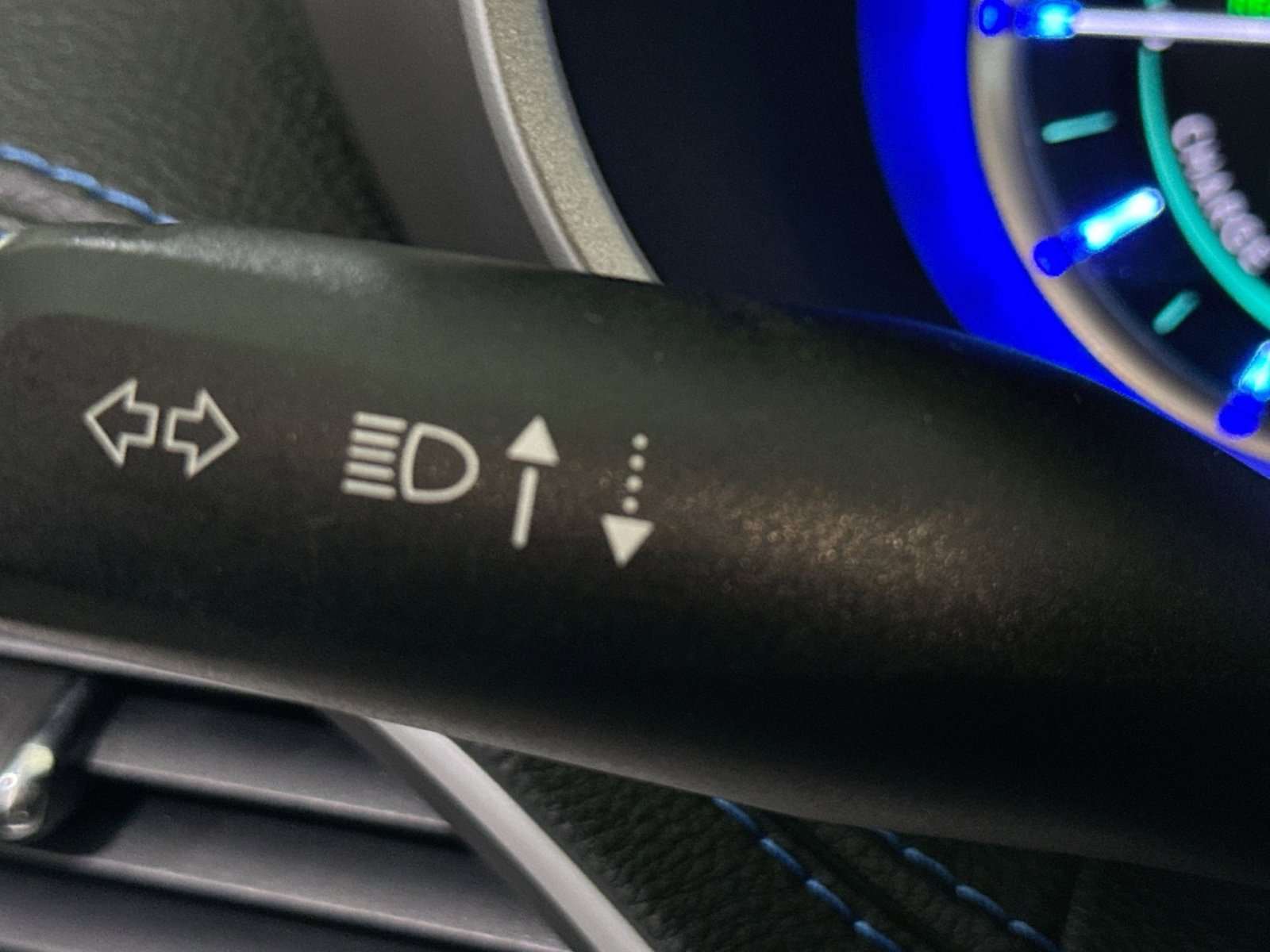 Used 2021 Chrysler Pacifica Touring-L image 15