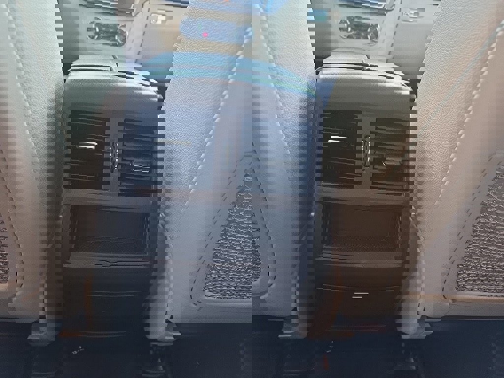 Used 2018 Mercedes-Benz GLE 350 4MATIC w/ Premium 2 Package image 13