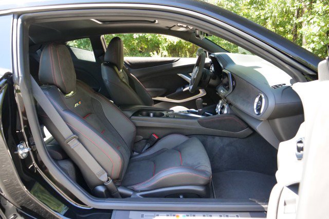 Used 2023 Chevrolet Camaro ZL1 image 39