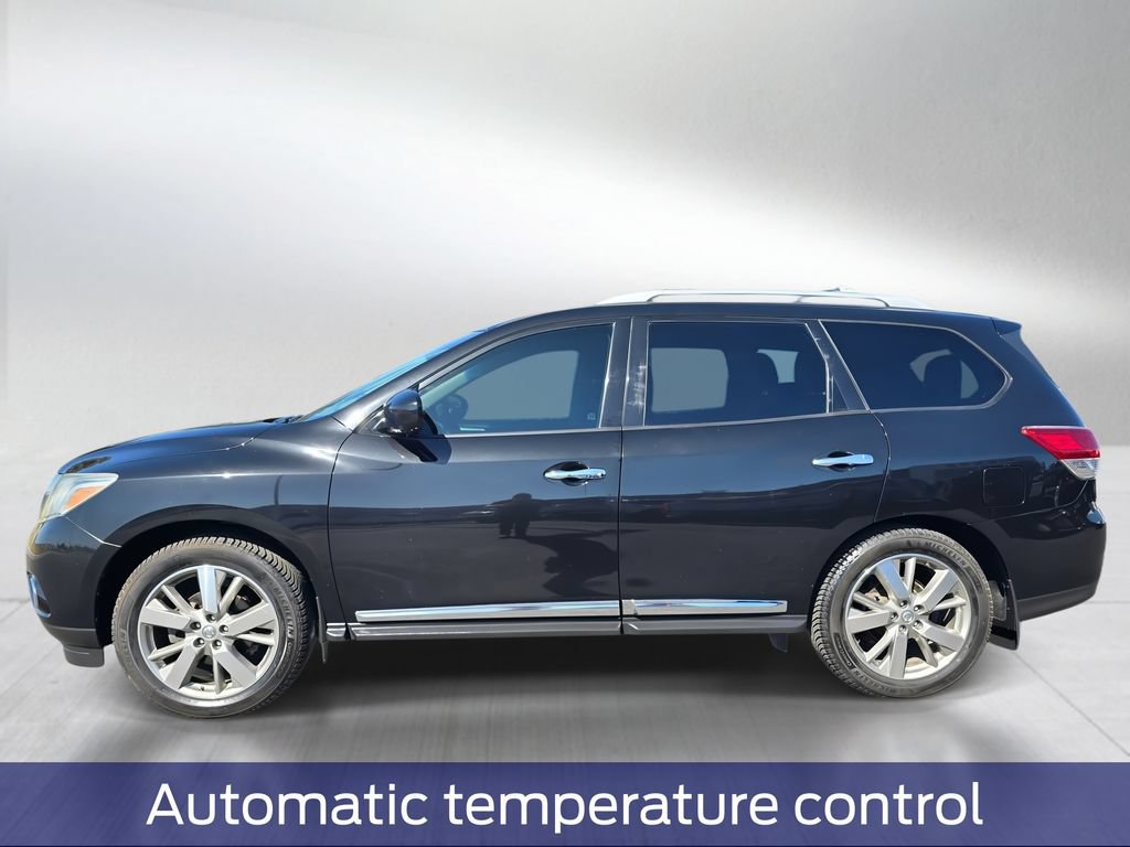 Used 2016 Nissan Pathfinder Platinum AWD/4WD image 3