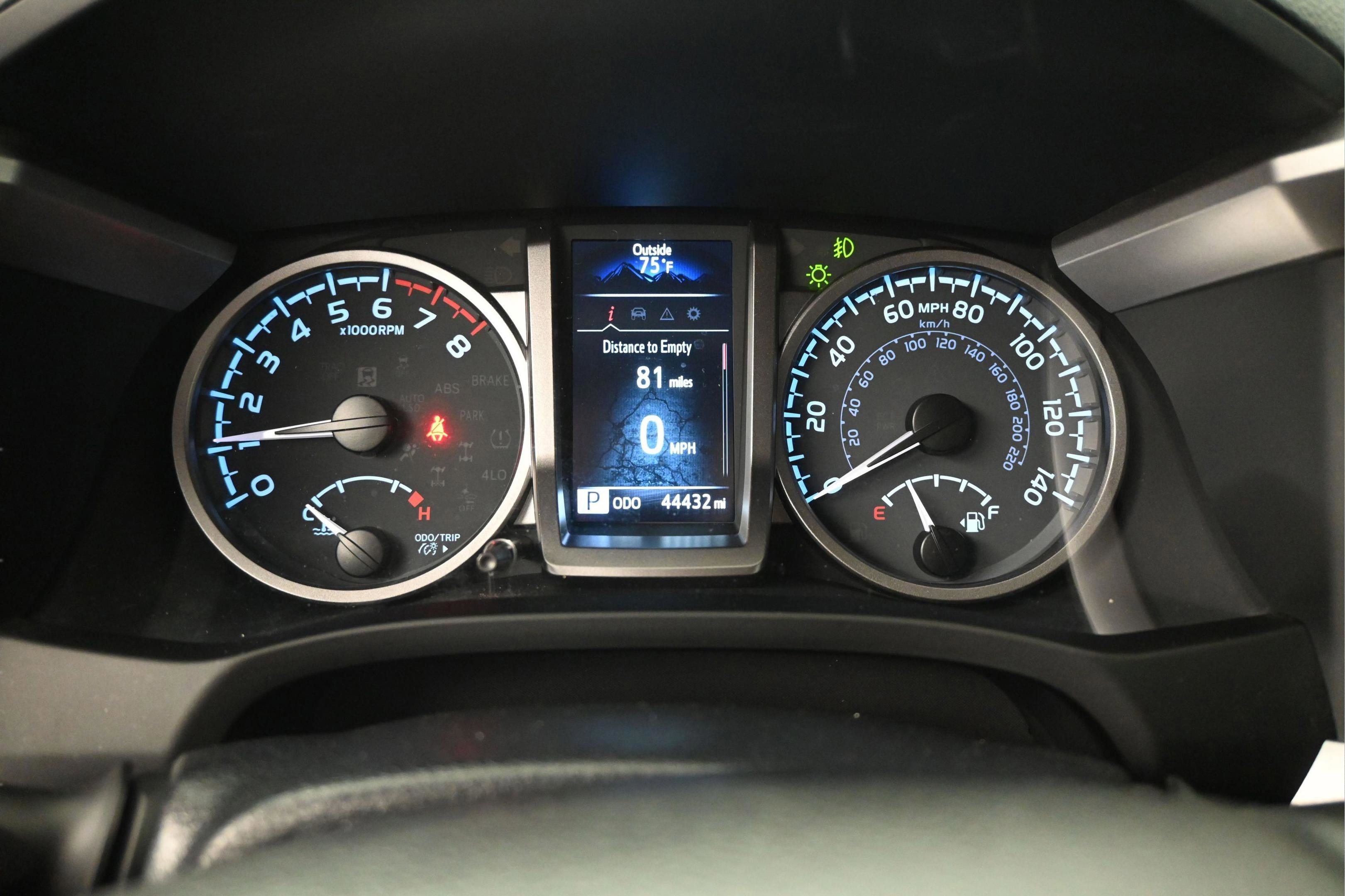 Used 2023 Toyota Tacoma SR5 AWD/4WD image 26