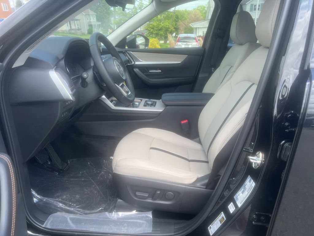 New 2026 MAZDA CX-90 3.3 Turbo w/ Preferred Package AWD/4WD image 13