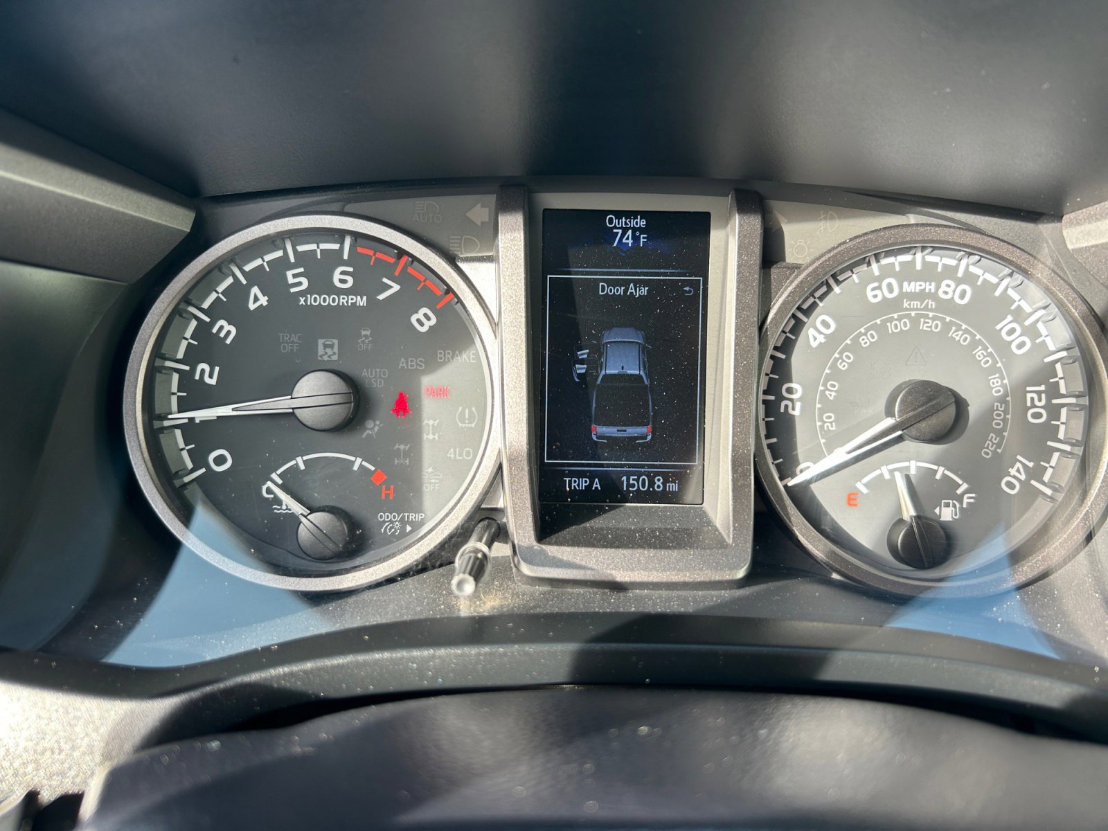 Used 2022 Toyota Tacoma TRD Off-Road w/ Technology Package image 18