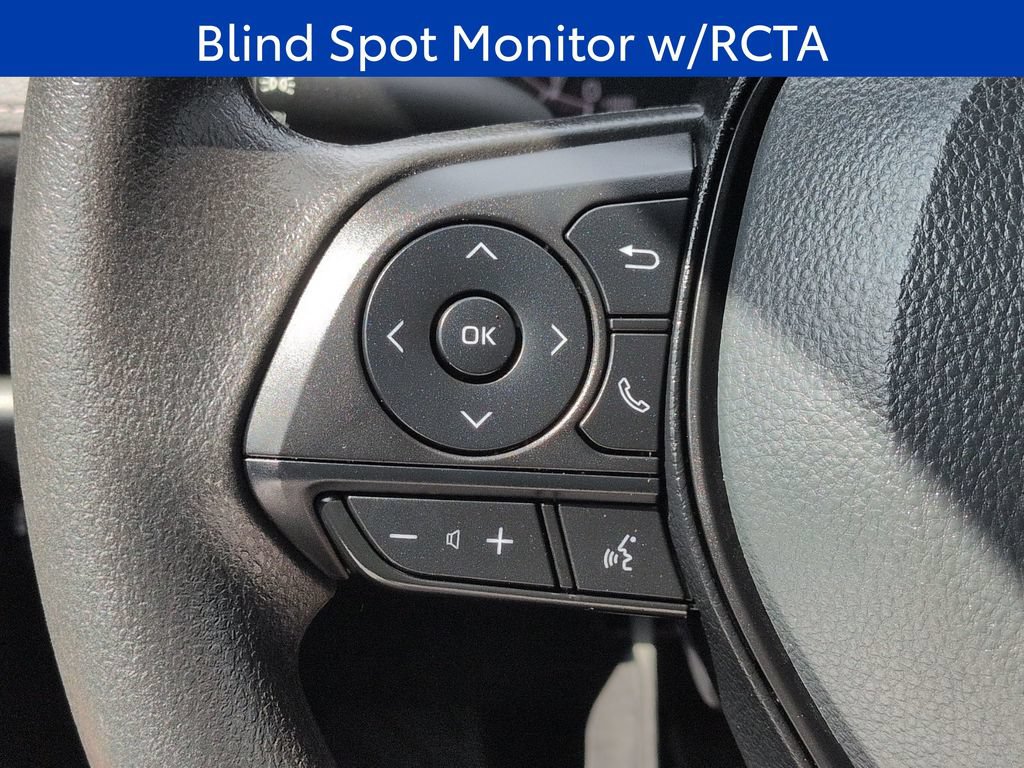 Used 2024 Toyota RAV4 LE AWD/4WD image 14