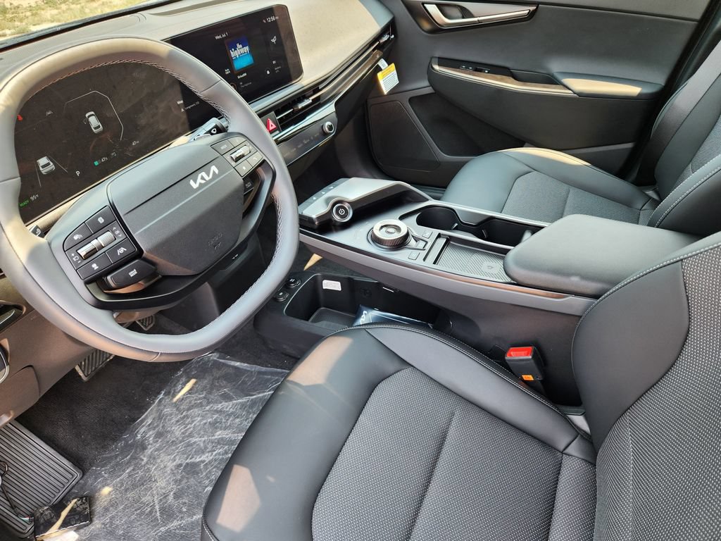 New 2026 Kia EV6 Light AWD/4WD image 7