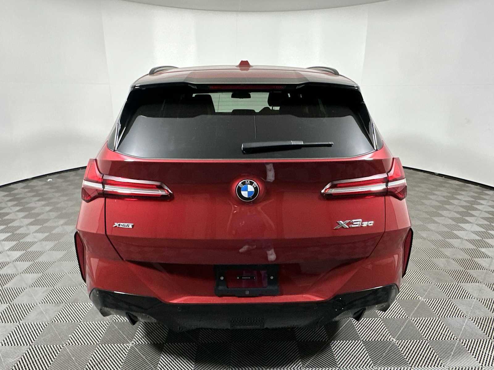 New 2026 BMW X3 xDrive30 w/ Premium Package image 2