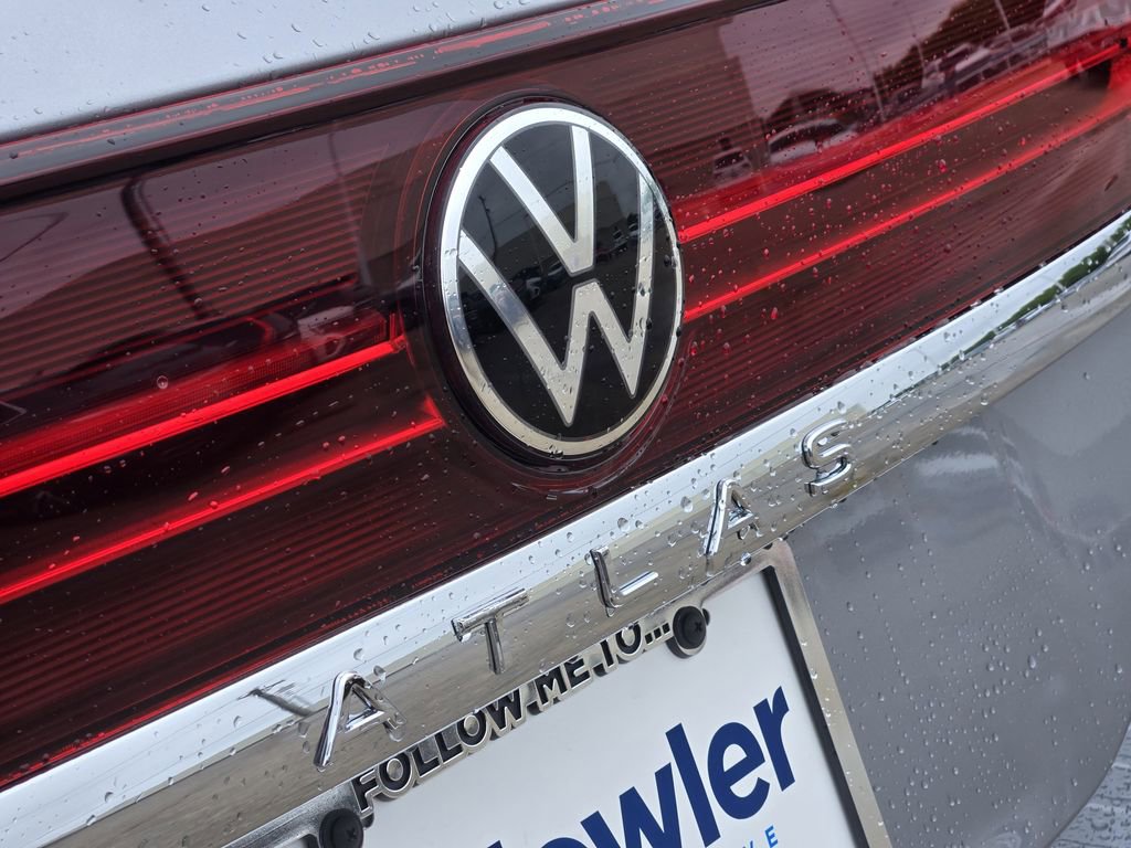 New 2026 Volkswagen Atlas SE image 7