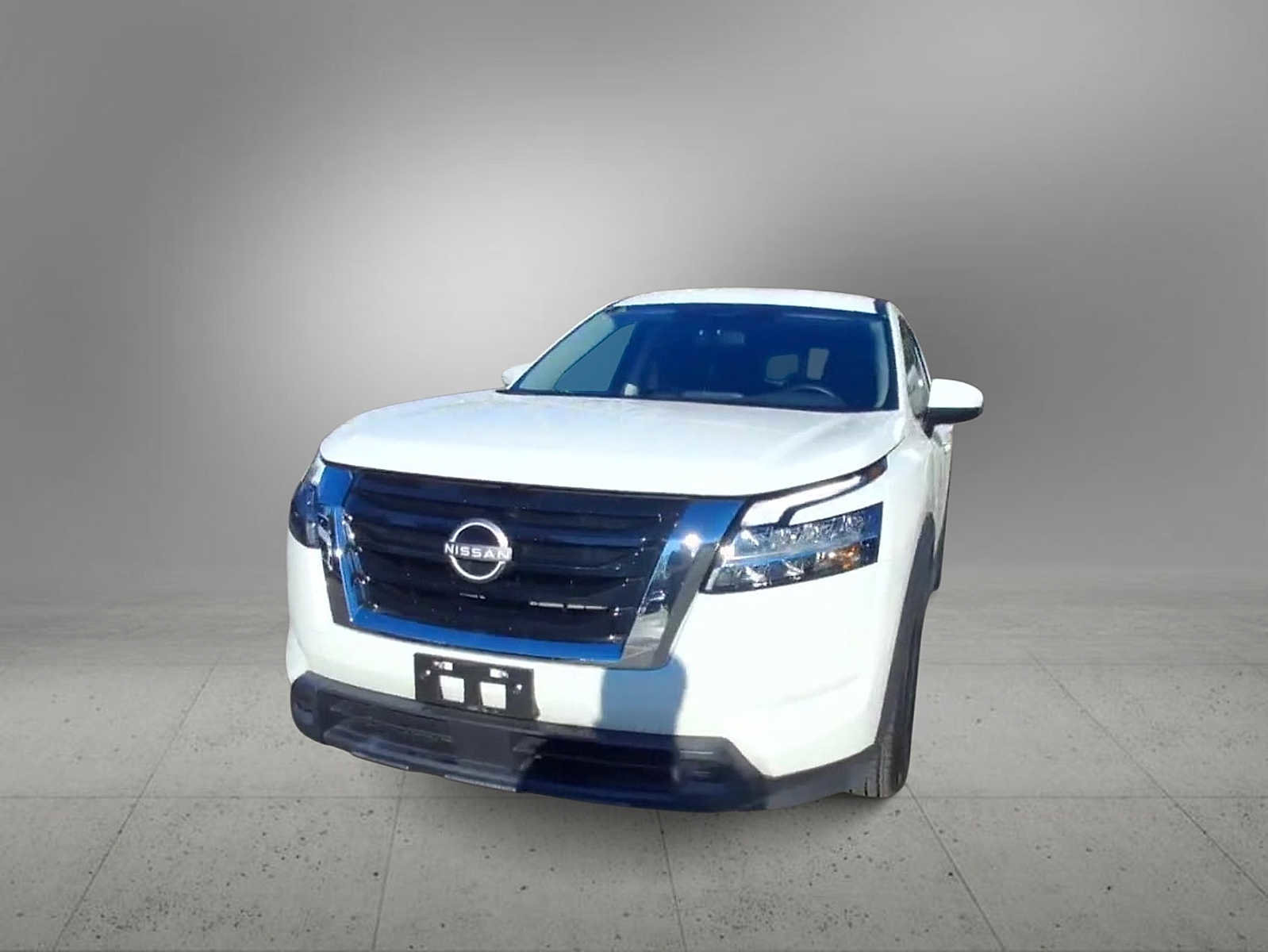 Used 2022 Nissan Pathfinder S w/ Cargo Package image 3