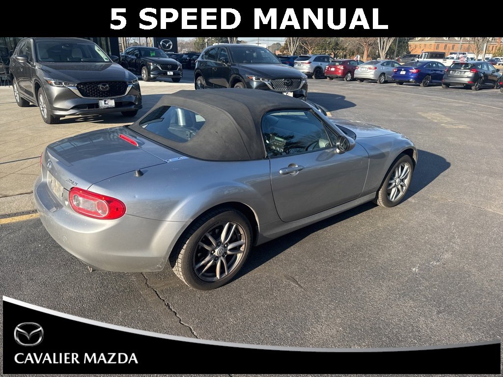 Used 2010 MAZDA MX-5 Miata Sport w/ Convenience Pkg image 2