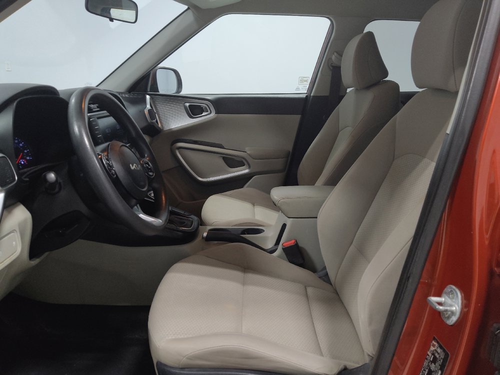 Used 2022 Kia Soul LX FWD image 17
