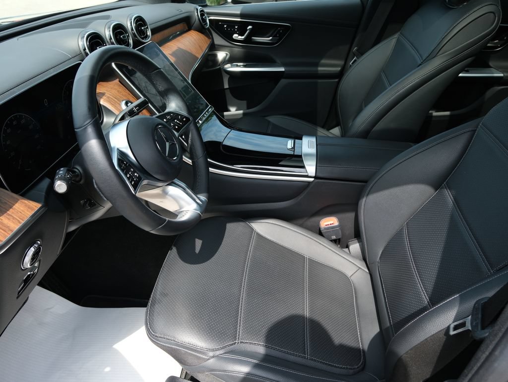 Used 2023 Mercedes-Benz GLC 300 image 5