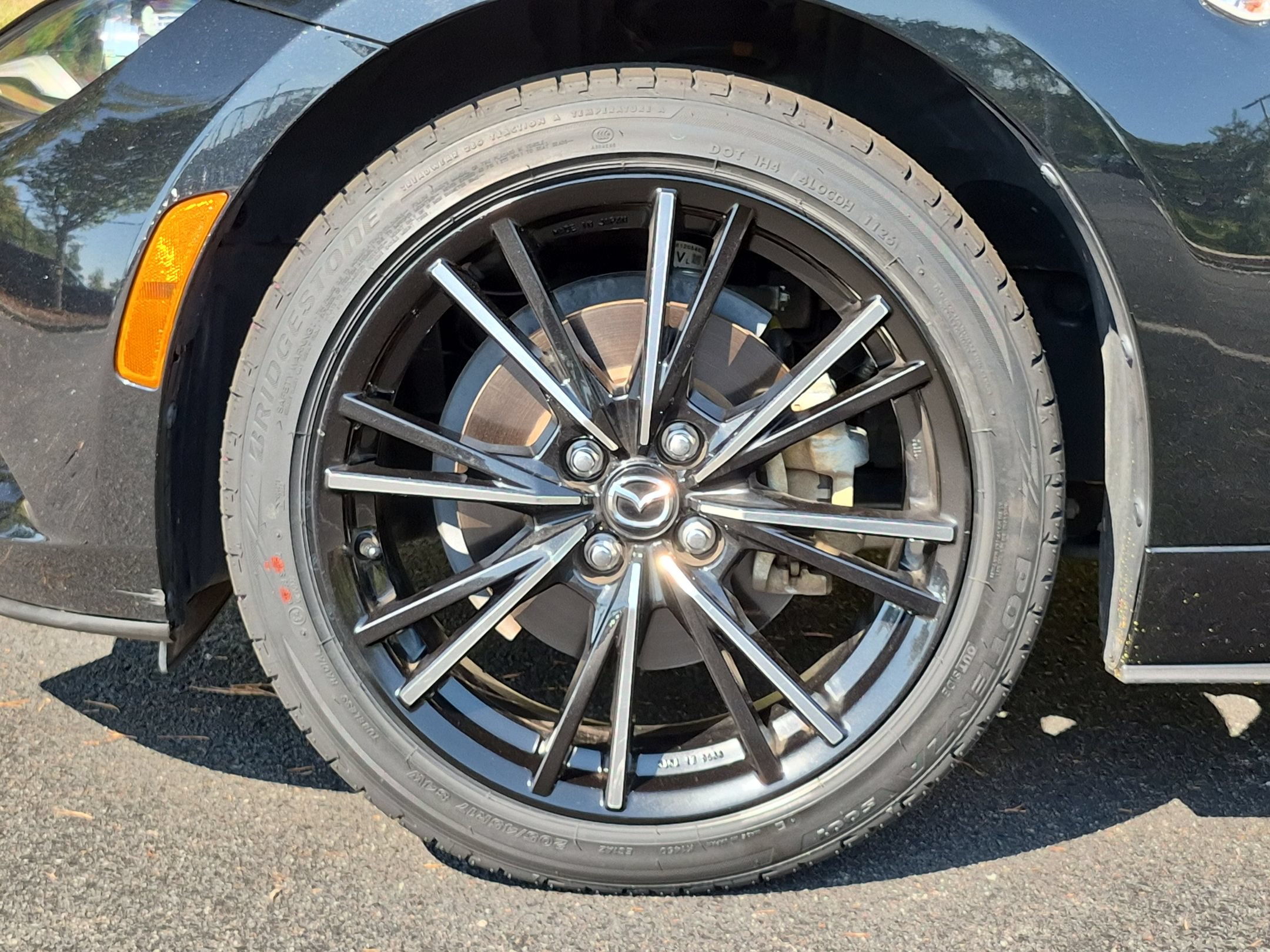 Used 2025 MAZDA MX-5 Miata RF Grand Touring RWD image 34