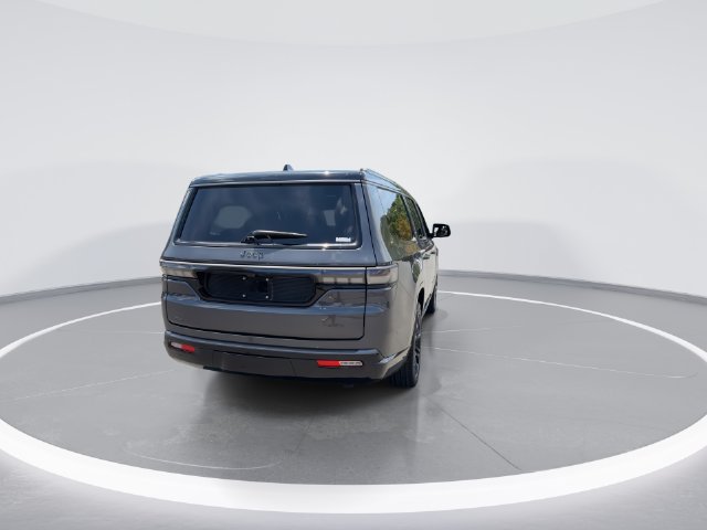 New 2026 Jeep Grand Wagoneer L Summit w/ Premium Group III AWD/4WD image 7