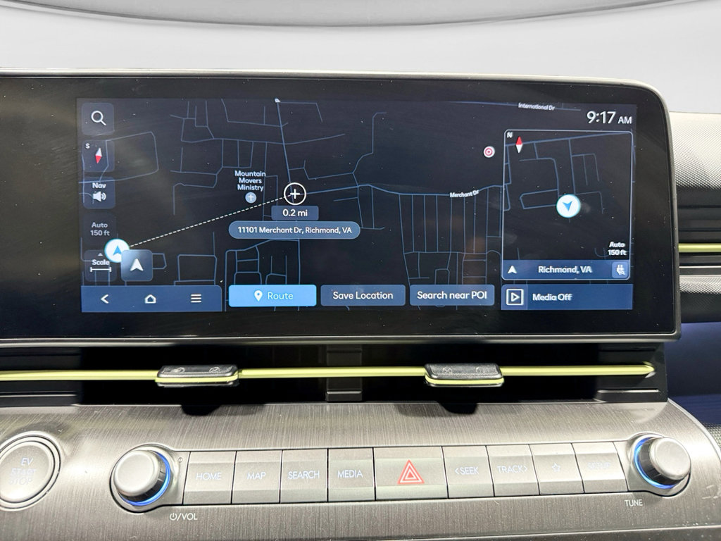 Used 2024 Hyundai Kona Limited FWD image 12