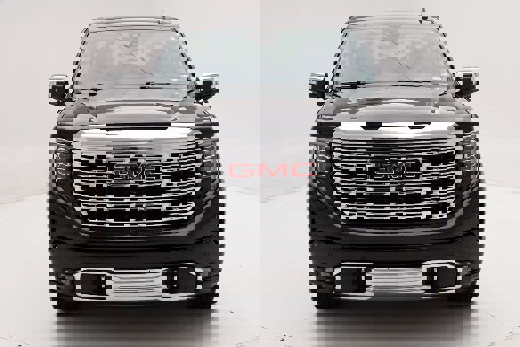 Used 2022 GMC Sierra 1500 Denali w/ Denali Reserve Package image 4