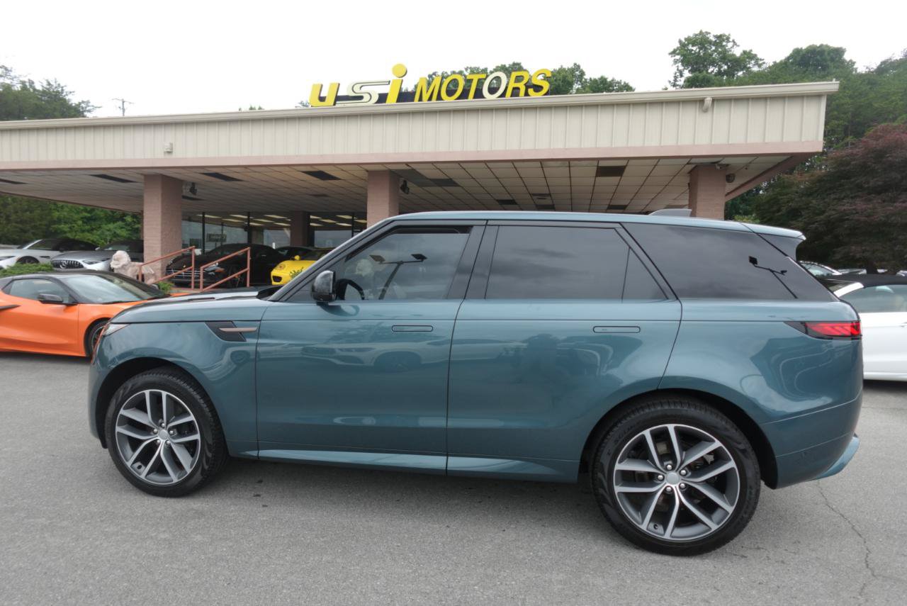 Used 2023 Land Rover Range Rover Sport SE Dynamic AWD/4WD image 4