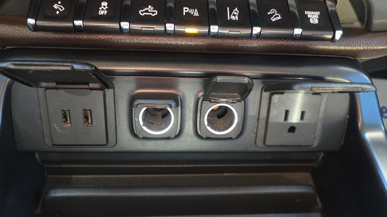 Used 2018 Chevrolet Silverado 2500 LTZ w/ Duramax Plus Package image 35