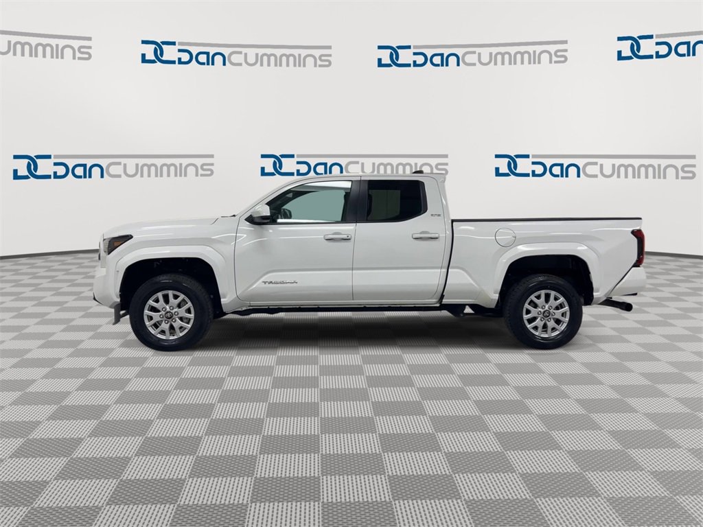 Used 2024 Toyota Tacoma SR5 image 5