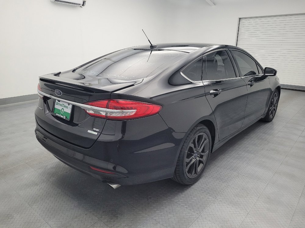 Used 2018 Ford Fusion SE w/ Equipment Group 201A FWD image 9