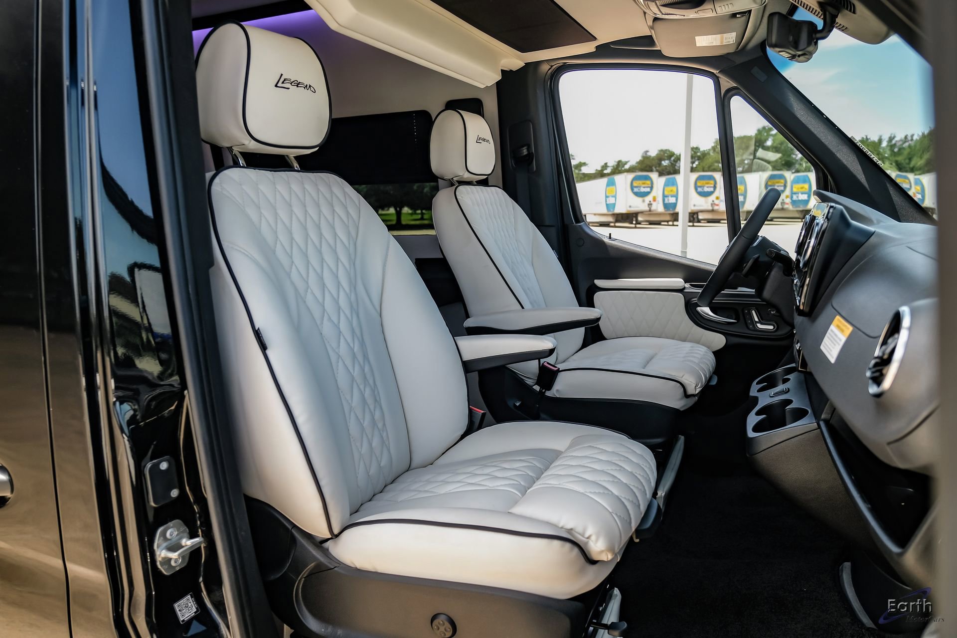 Used 2024 Mercedes-Benz Sprinter 3500 image 50