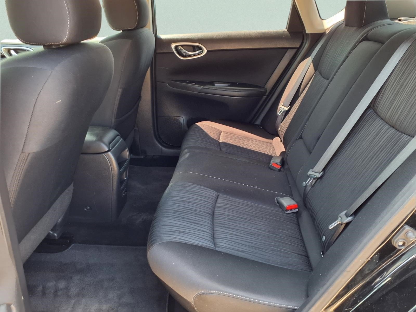Used 2019 Nissan Sentra SV FWD image 11