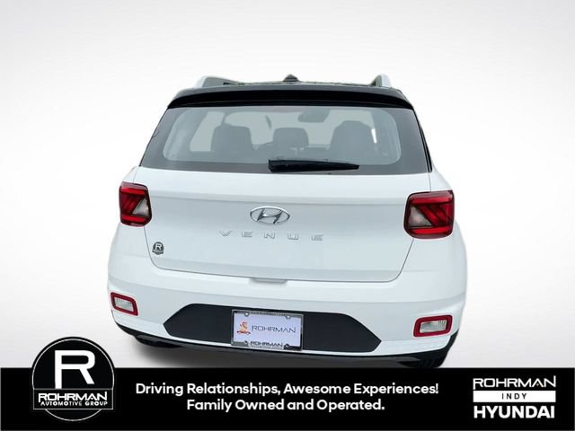 New 2026 Hyundai Venue SEL FWD image 8