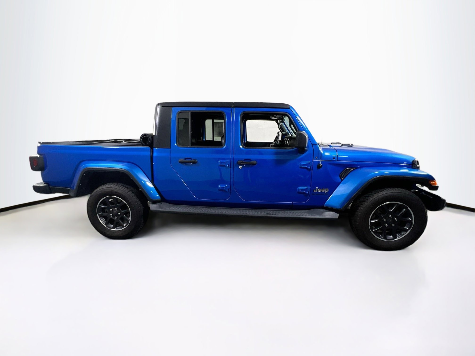 Used 2021 Jeep Gladiator Overland w/ Popular Equipment Package AWD/4WD image 4