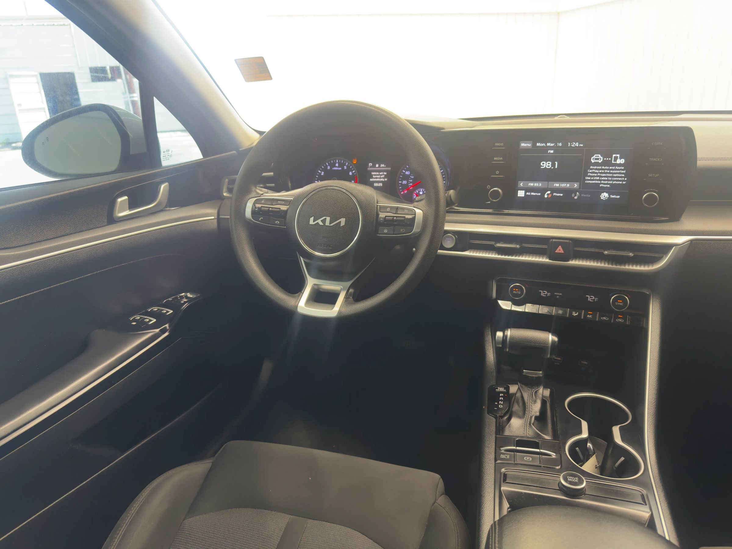 Used 2021 Kia K5 LXS image 15