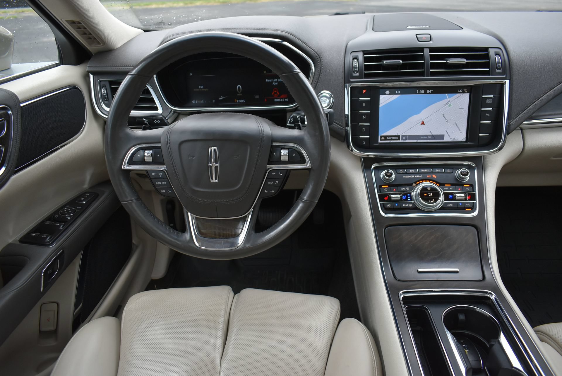 Used 2017 Lincoln Continental Reserve w/ Climate Package AWD/4WD image 18